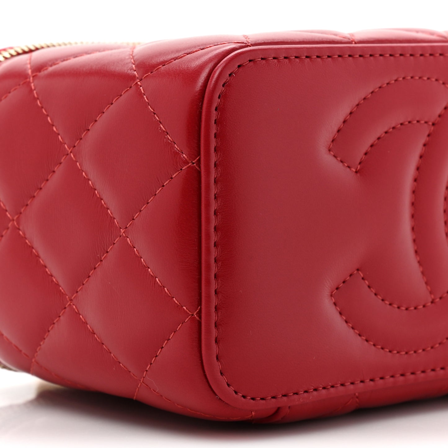 Lambskin Quilted Small Pillow Crush Vanity Case With Chain Red
