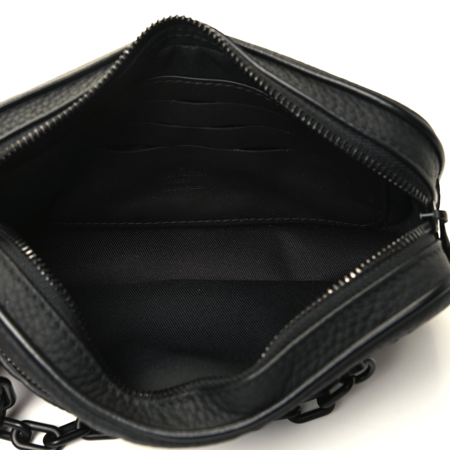 Taurillon Monogram Pochette Volga Black