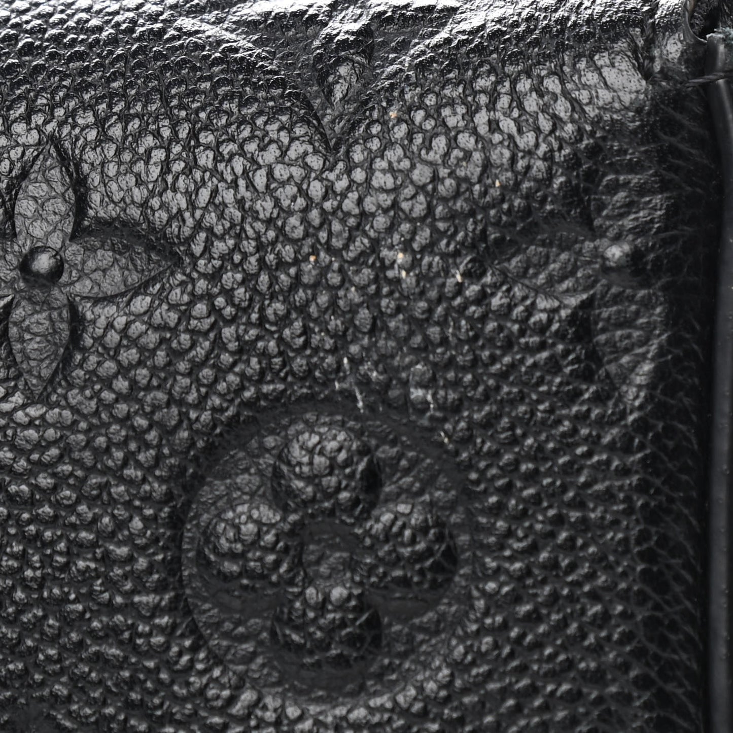 Empreinte Pochette Felicie Chain Wallet Black