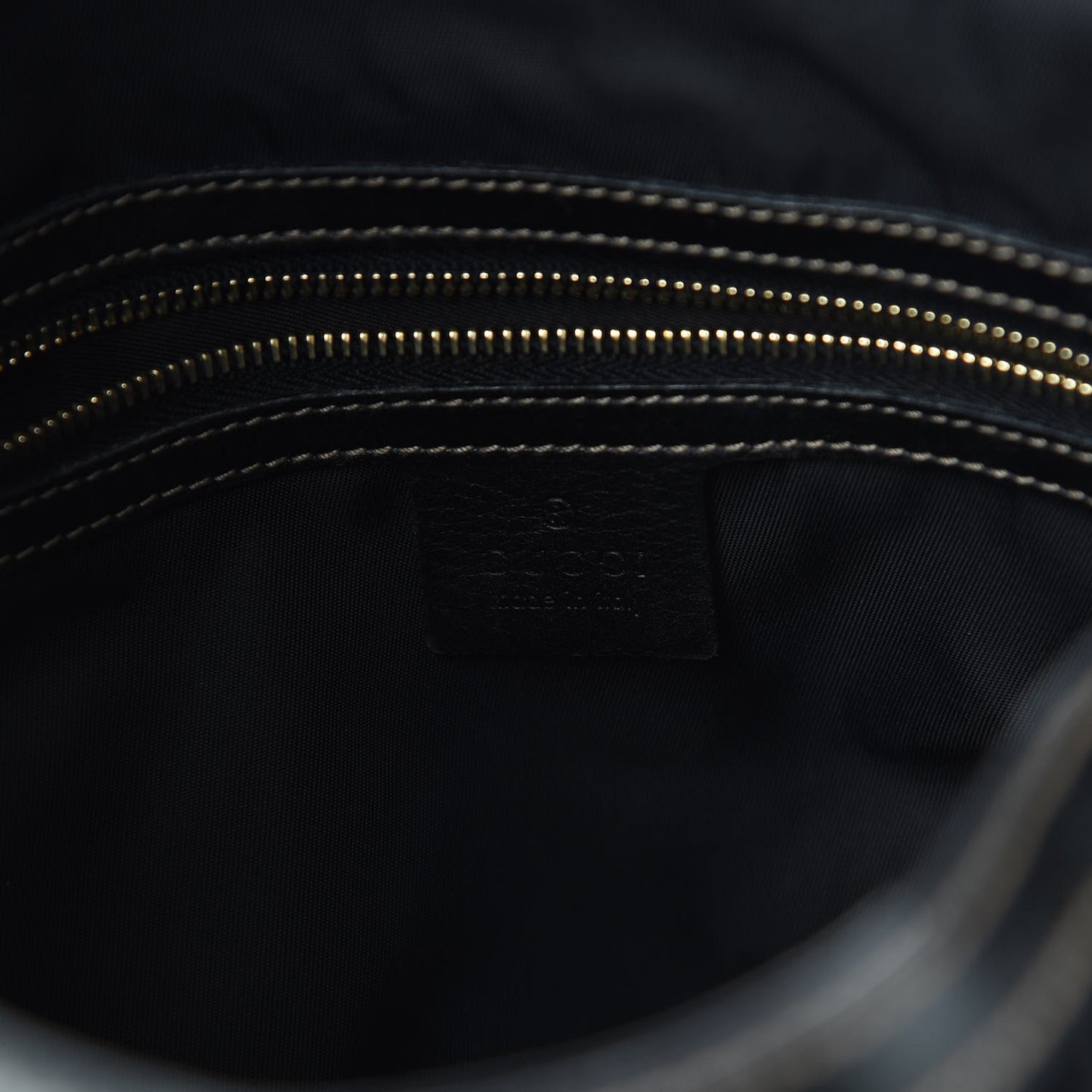 Dialux Medium Britt Shoulder Bag Black