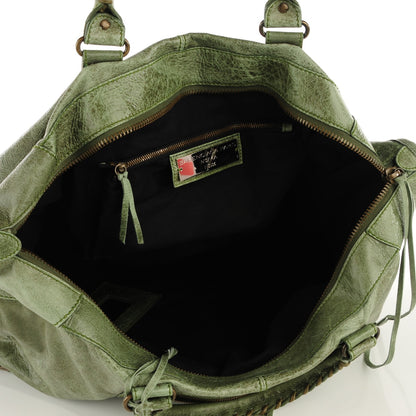 Balenciaga Chevre Classic Hardware Weekender Dolma 7 of 15