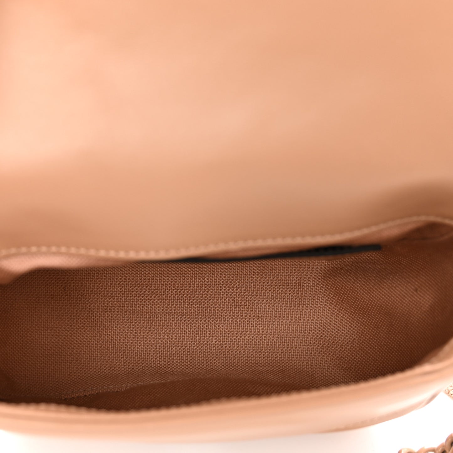 Calfskin Matelasse Monochrome Mini GG Marmont Crossbody Shoulder Bag Camelia Winter Rose