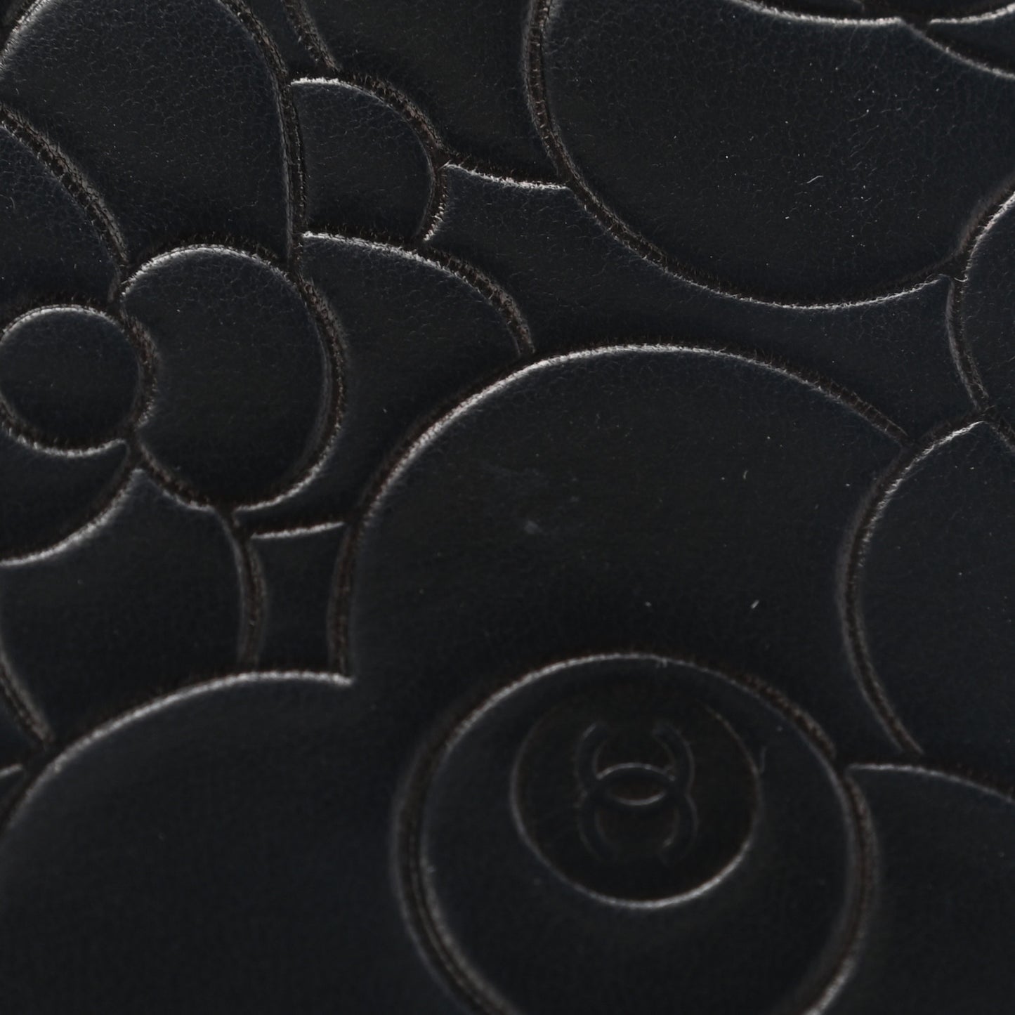 Lambskin Camellia Embossed Yen Wallet Black