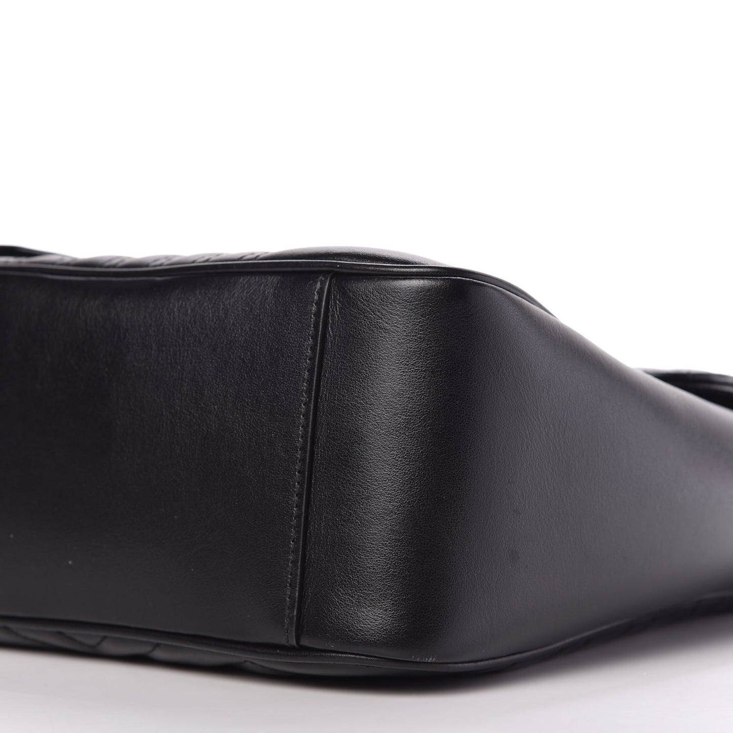 Calfskin Matelasse Large GG Marmont Shoulder Bag Black