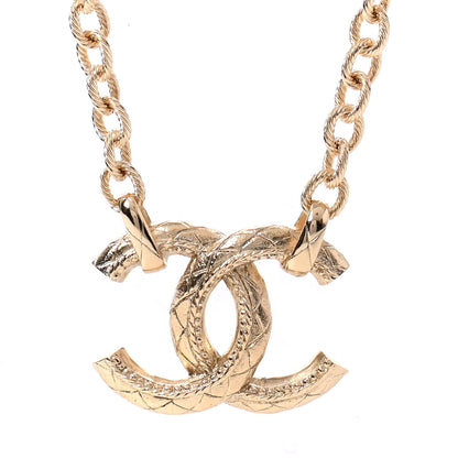 Chanel Metal Quilted CC Necklace Gold 4 of 6