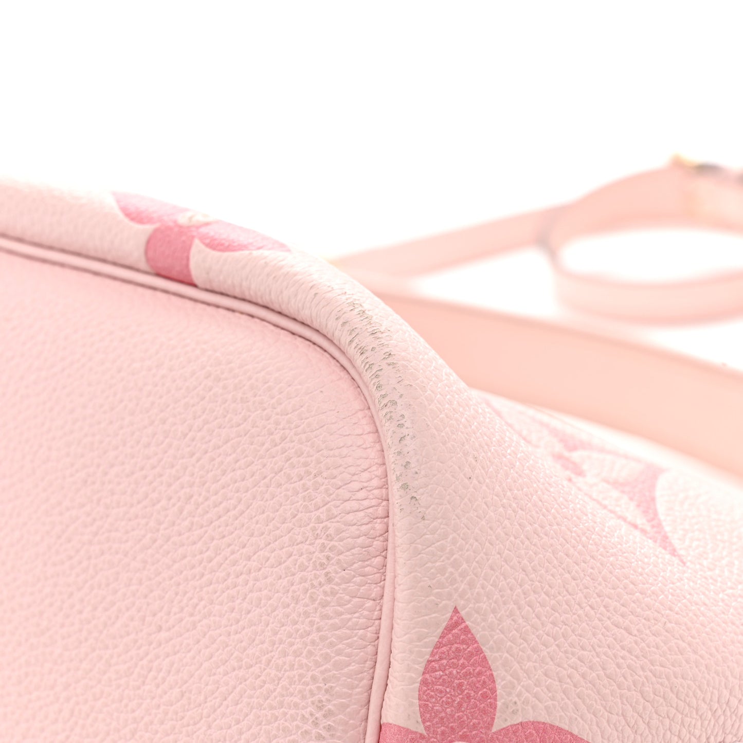 Empreinte Monogram Giant By The Pool Marshmallow Hobo PM Bouton De Rose