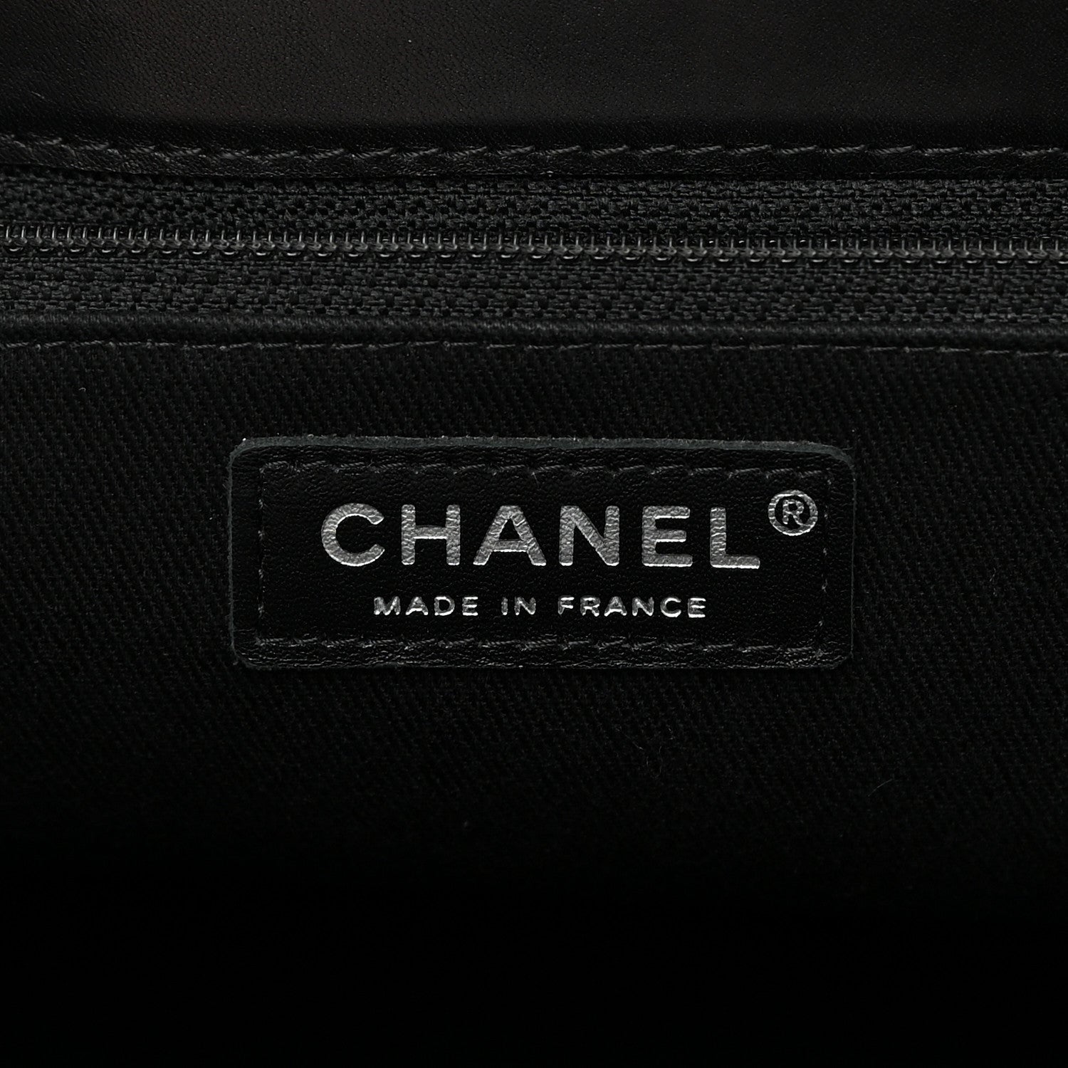 Chanel Calfskin Double Stitch Large Hamptons Flap Bag Black 6 of 19