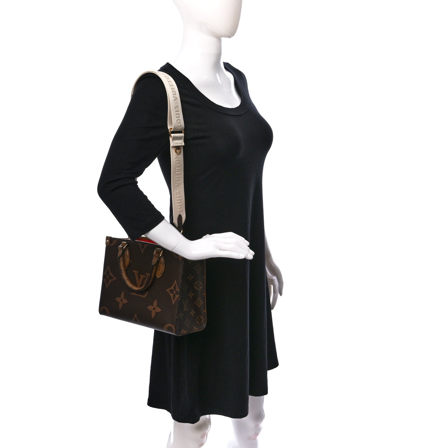 Reverse Monogram Giant Onthego PM