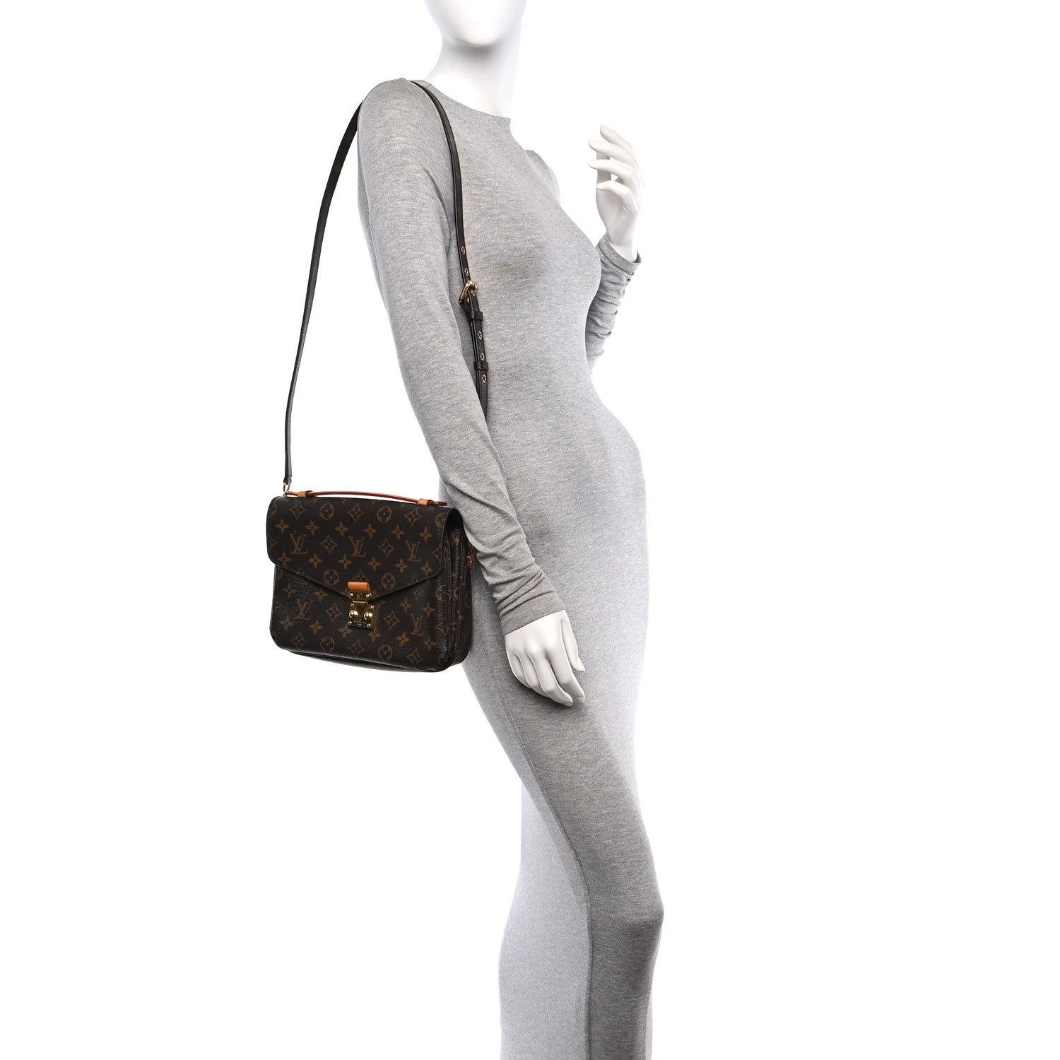Louis Vuitton Monogram Pochette Metis 2 of 13