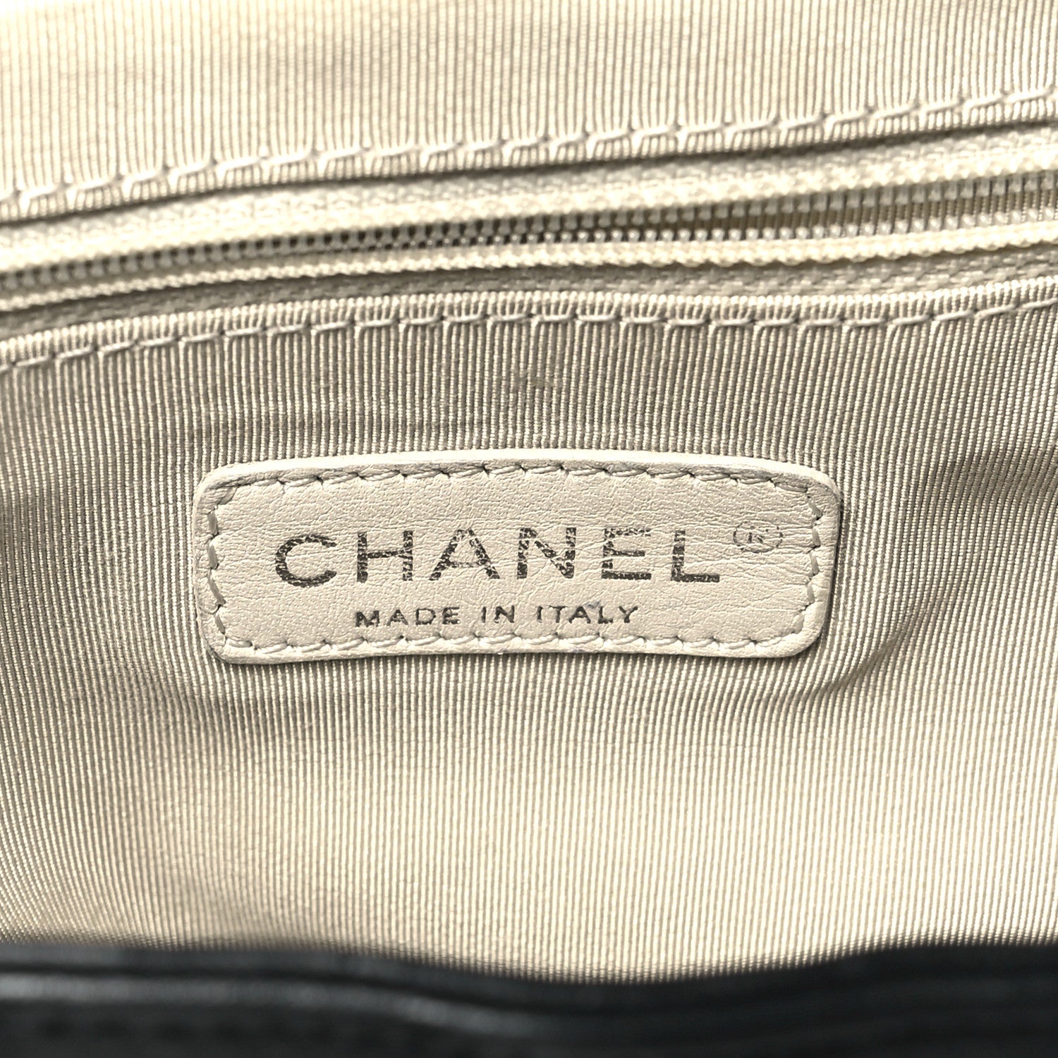 Chanel Washed Lambskin Quilted Medium Chain Around Messenger Black 6 of 10