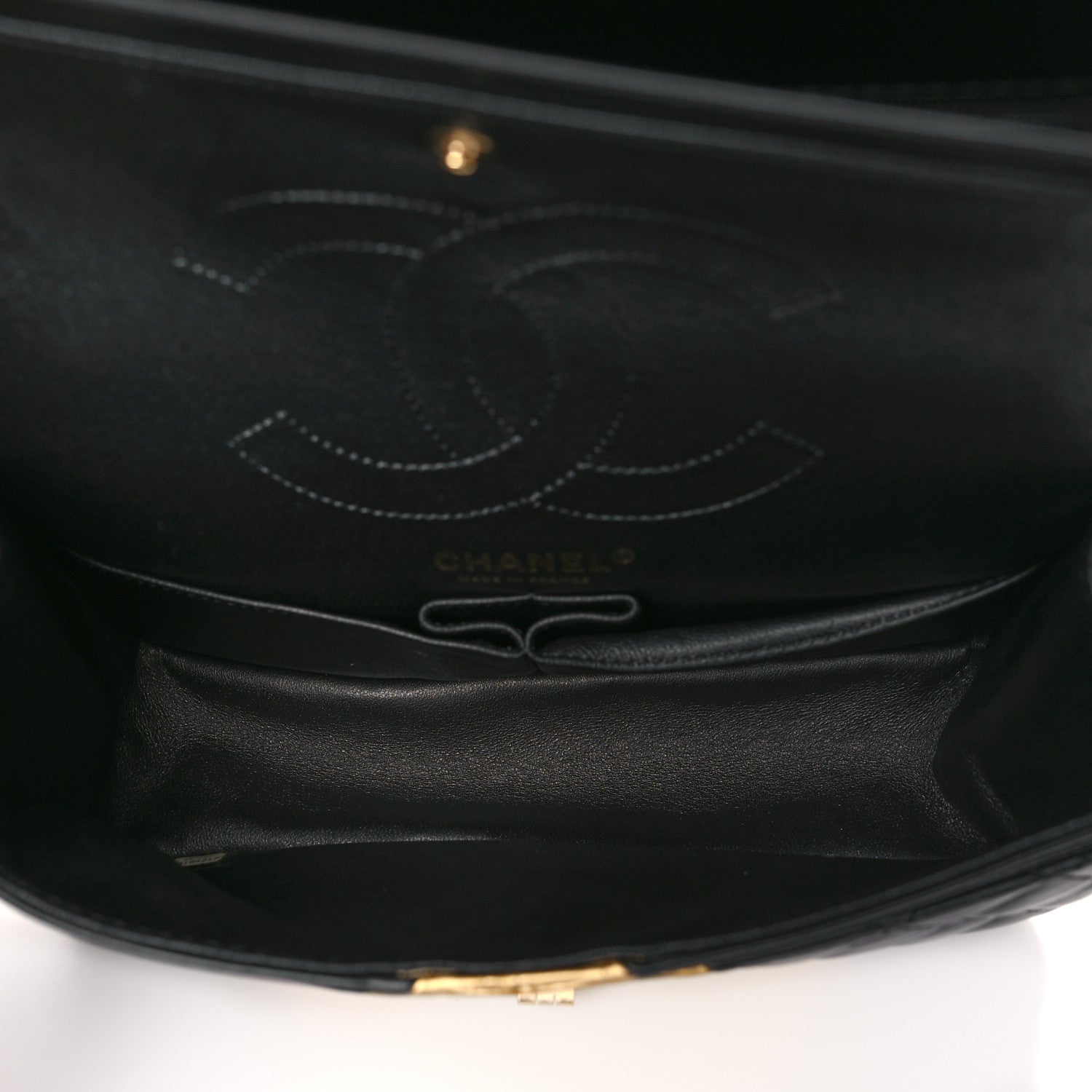 Chanel Lambskin Metallic Calfskin Crocodile Embossed 2.55 Cocodile Reissue 225 Flap Black Gold Black Gold 5 of 10