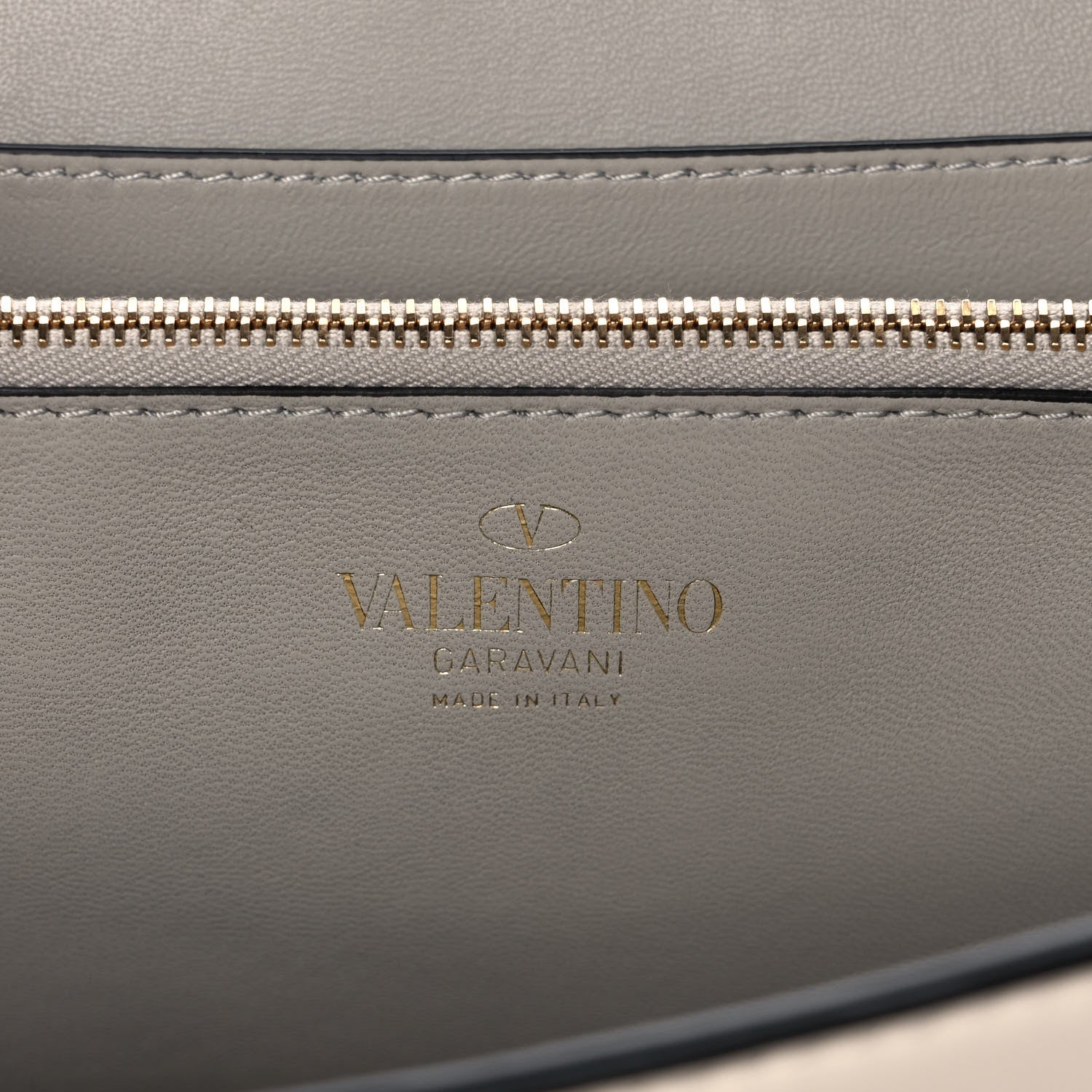 Valentino Garavani Nappa Stud Sign Shoulder Bag Ivory 6 of 10