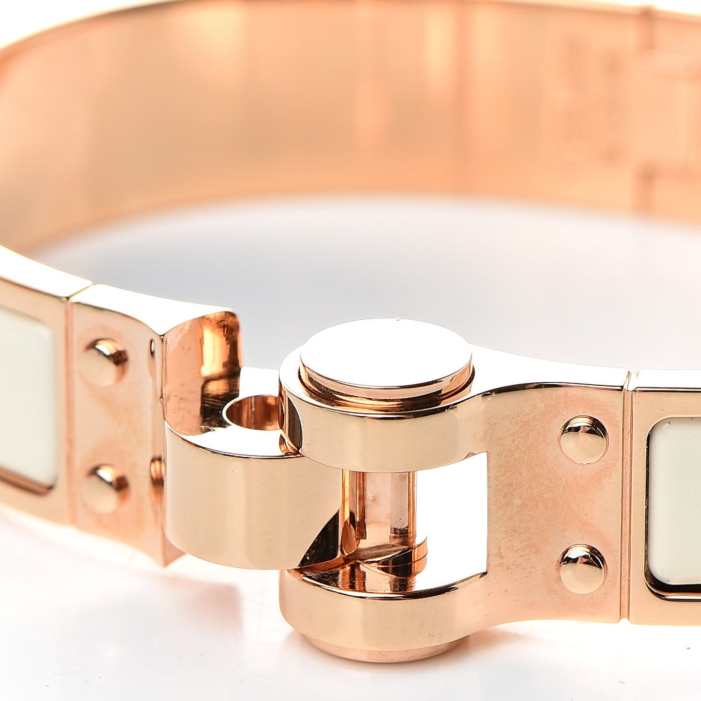 Enamel Charniere Uni Narrow Hinged Bracelet S Pannacotta