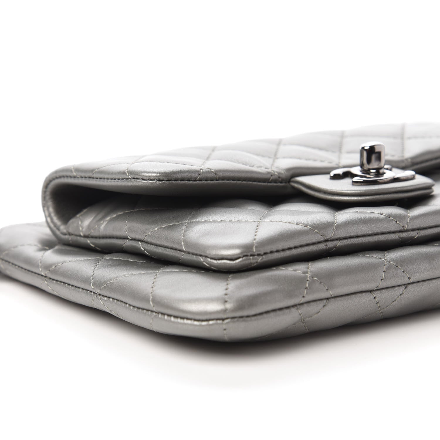 Chanel Metallic Calfskin Quilted Daily Zip Crossbody Silver 6 of 12
