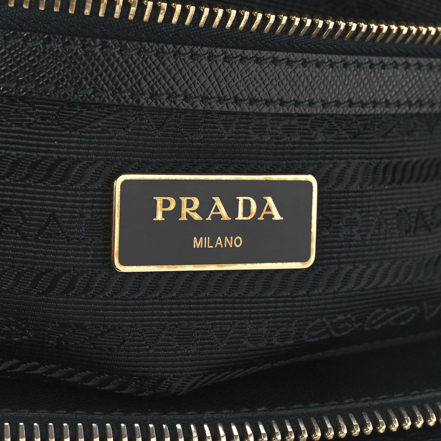 Saffiano Small Galleria Double Zip Tote Black