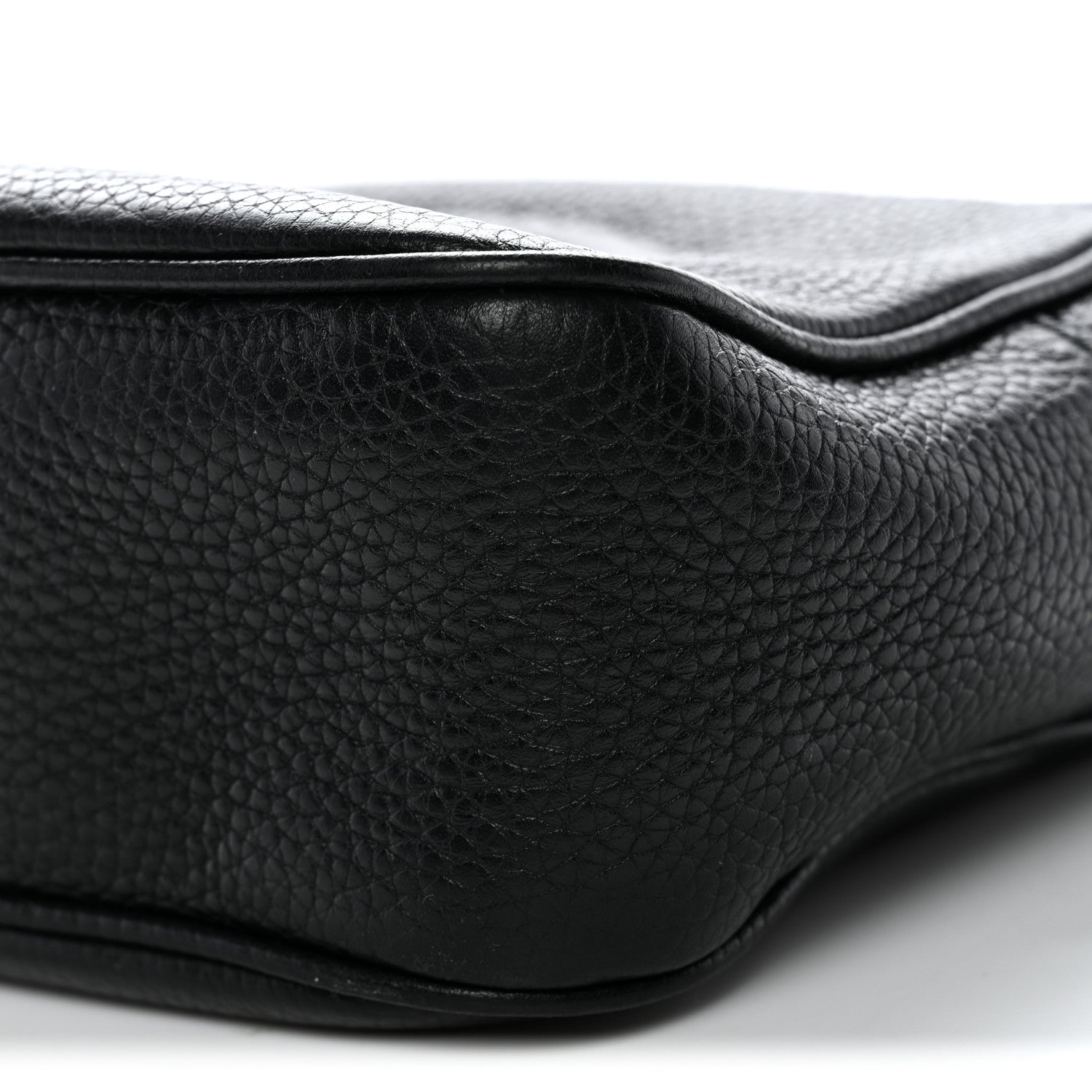 Gucci Pebbled Calfskin Small Soho Disco Bag Black 11 of 12