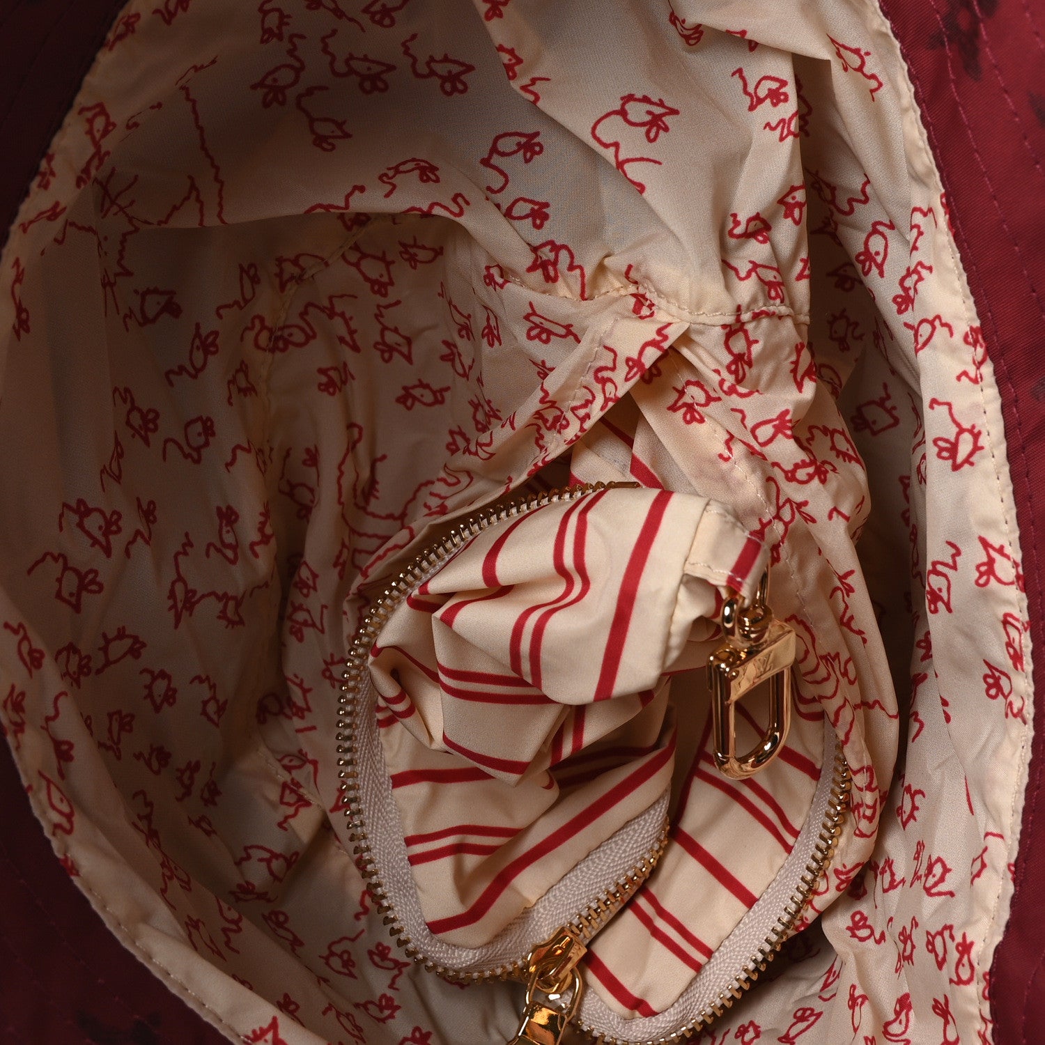 Louis Vuitton LV X Grace Coddington Polymade Monogram Pocket Bucket Hat M Raspberry 7 of 9