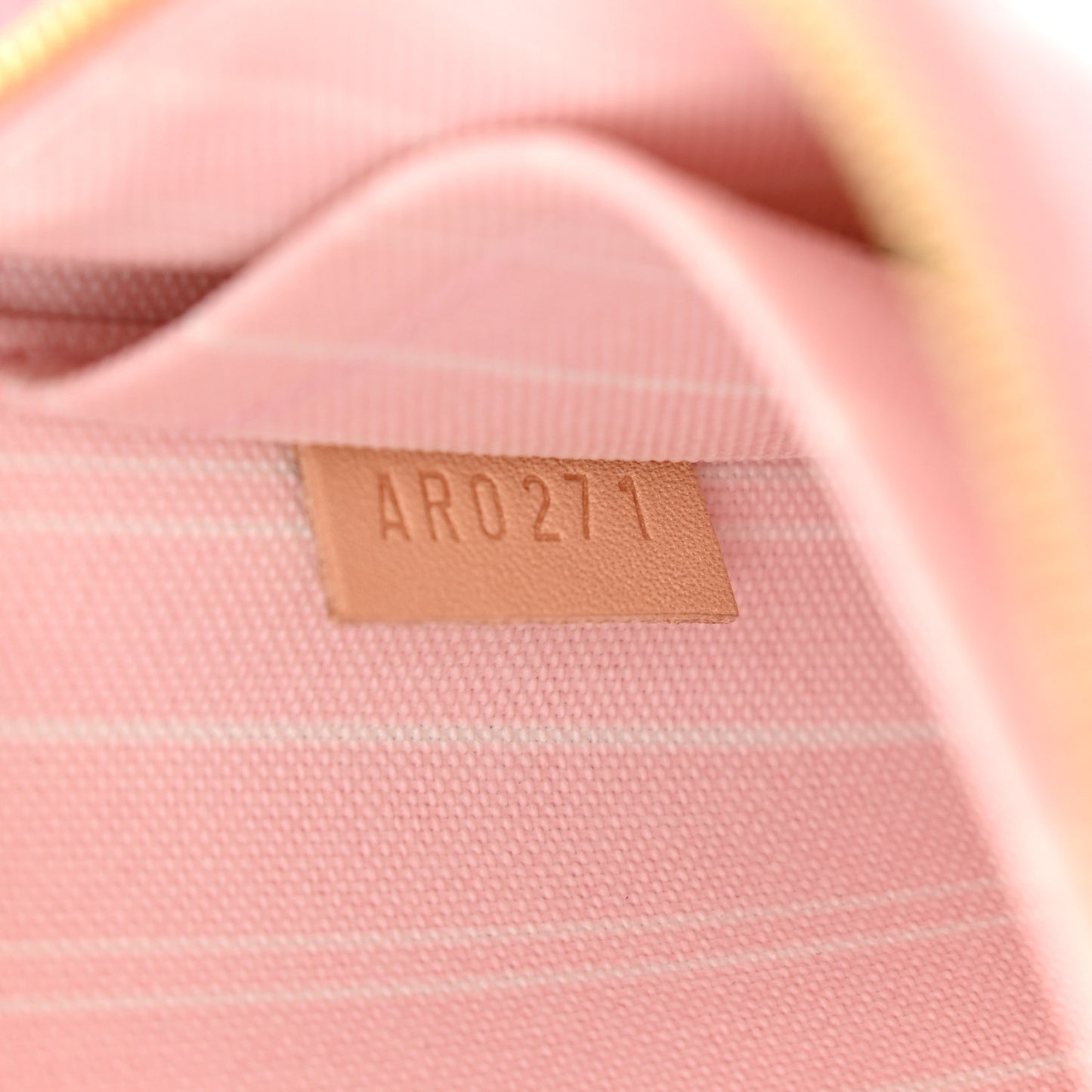 Monogram Giant By The Pool Neverfull MM Light Pink