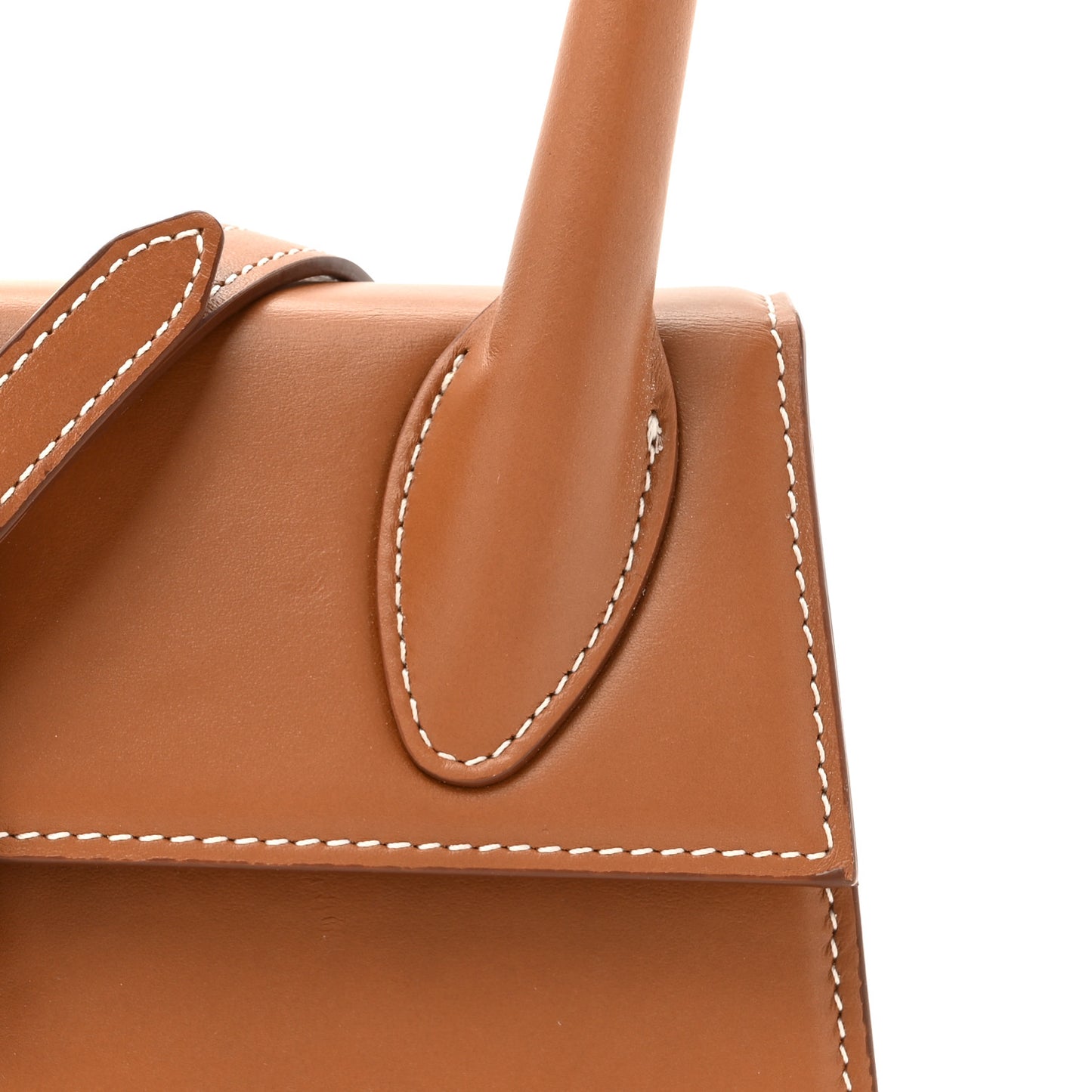 Smooth Calfskin Le Chiquito Boucle Moyen Brown