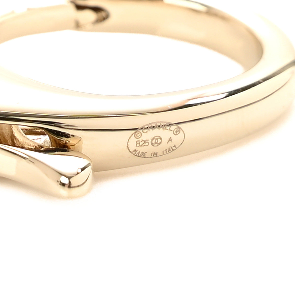 Chanel Crystal Pearl Heart Keychain Gold 3 of 3