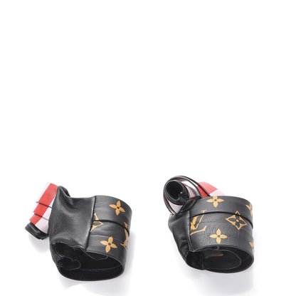 Louis Vuitton Lambskin Monogram Glovette 3 of 6