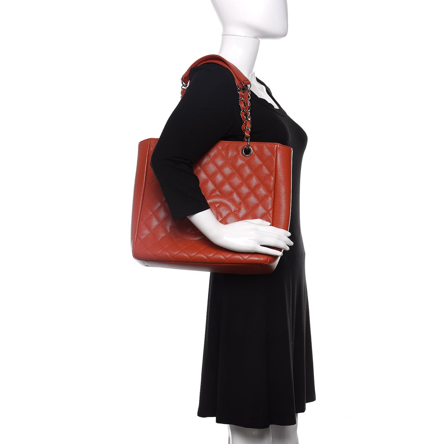 Caviar Quilted Vertical Grand Shopping Tote GST Red