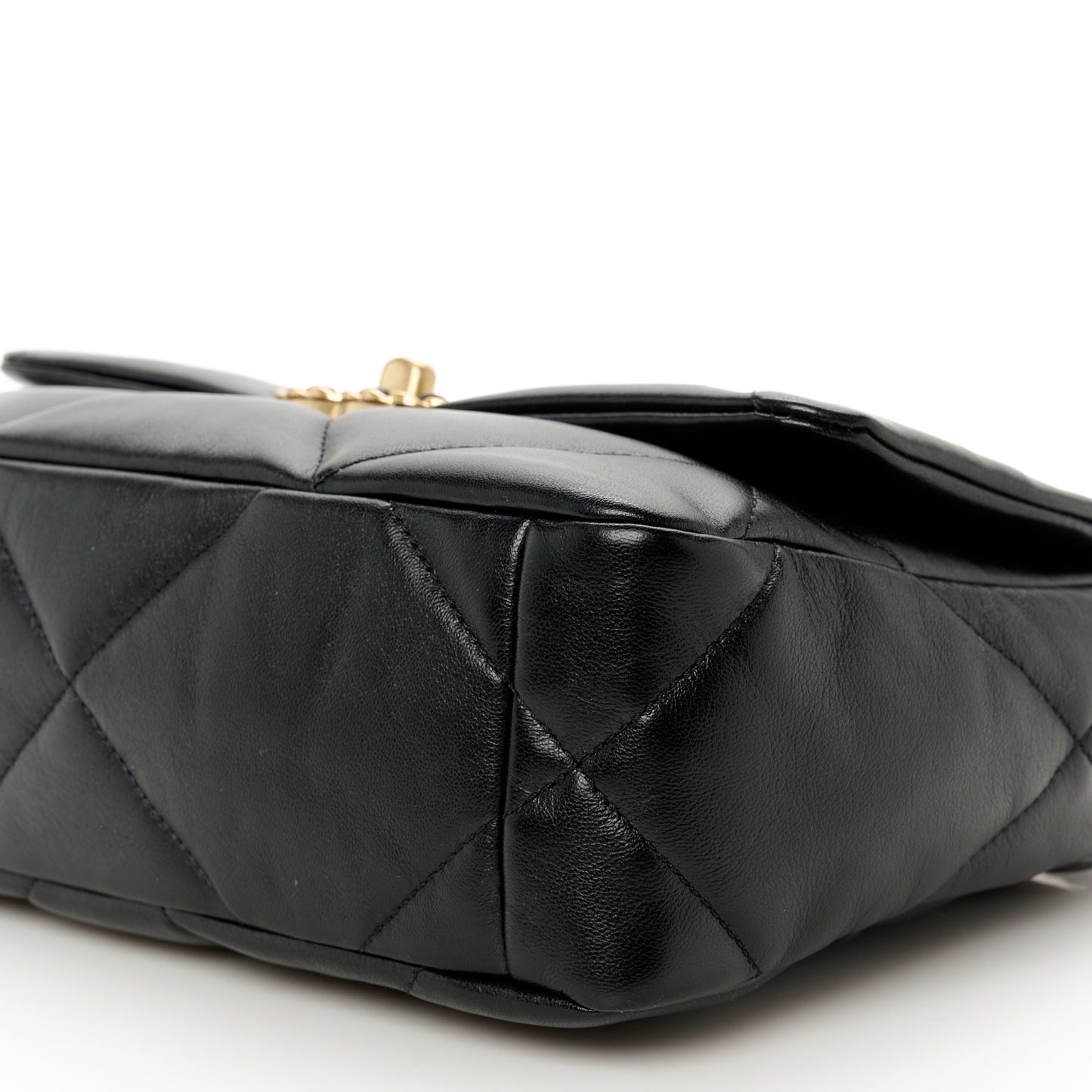 Lambskin Quilted Medium Chanel 19 Flap Black