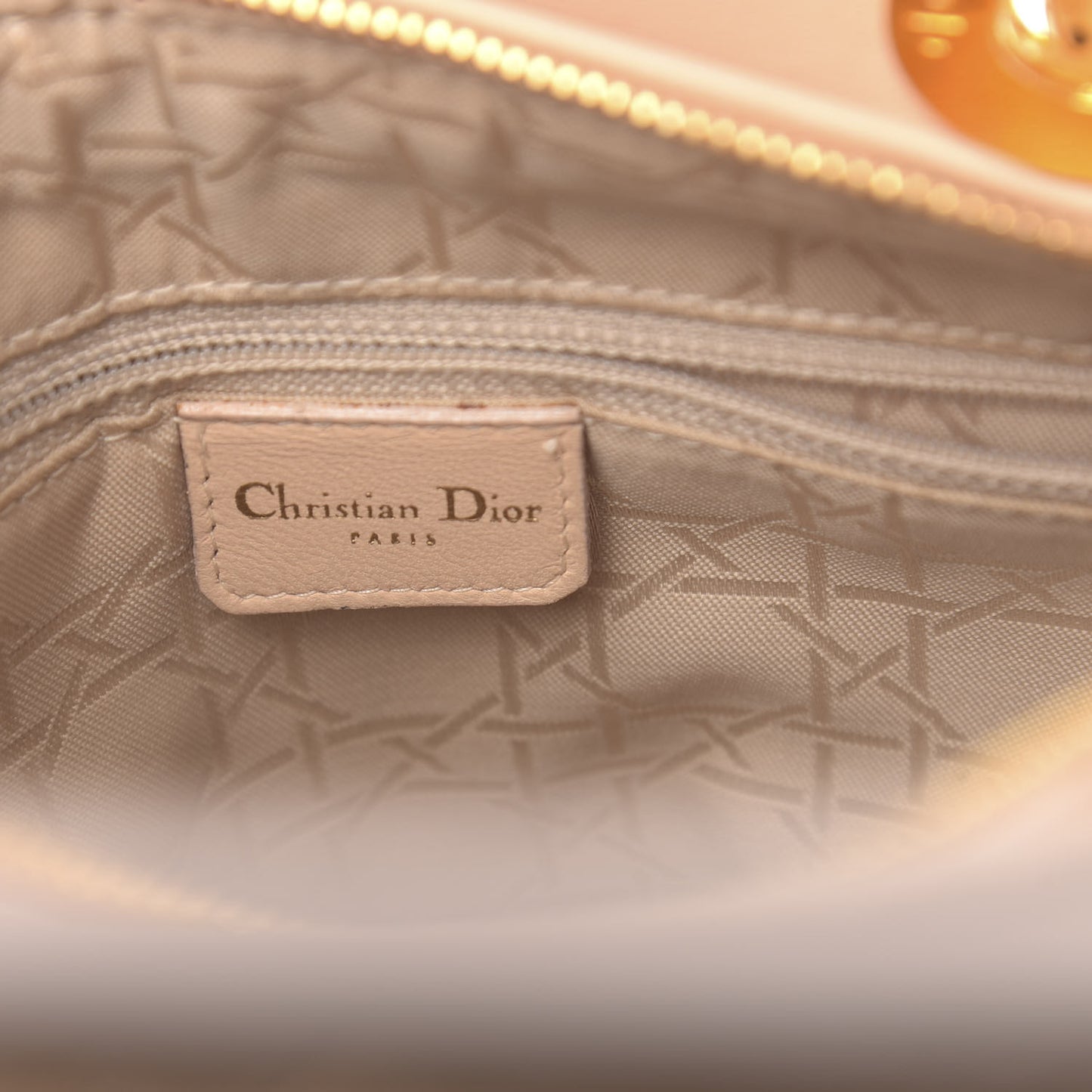 Suede Cannage Medium Lady Dior Beige