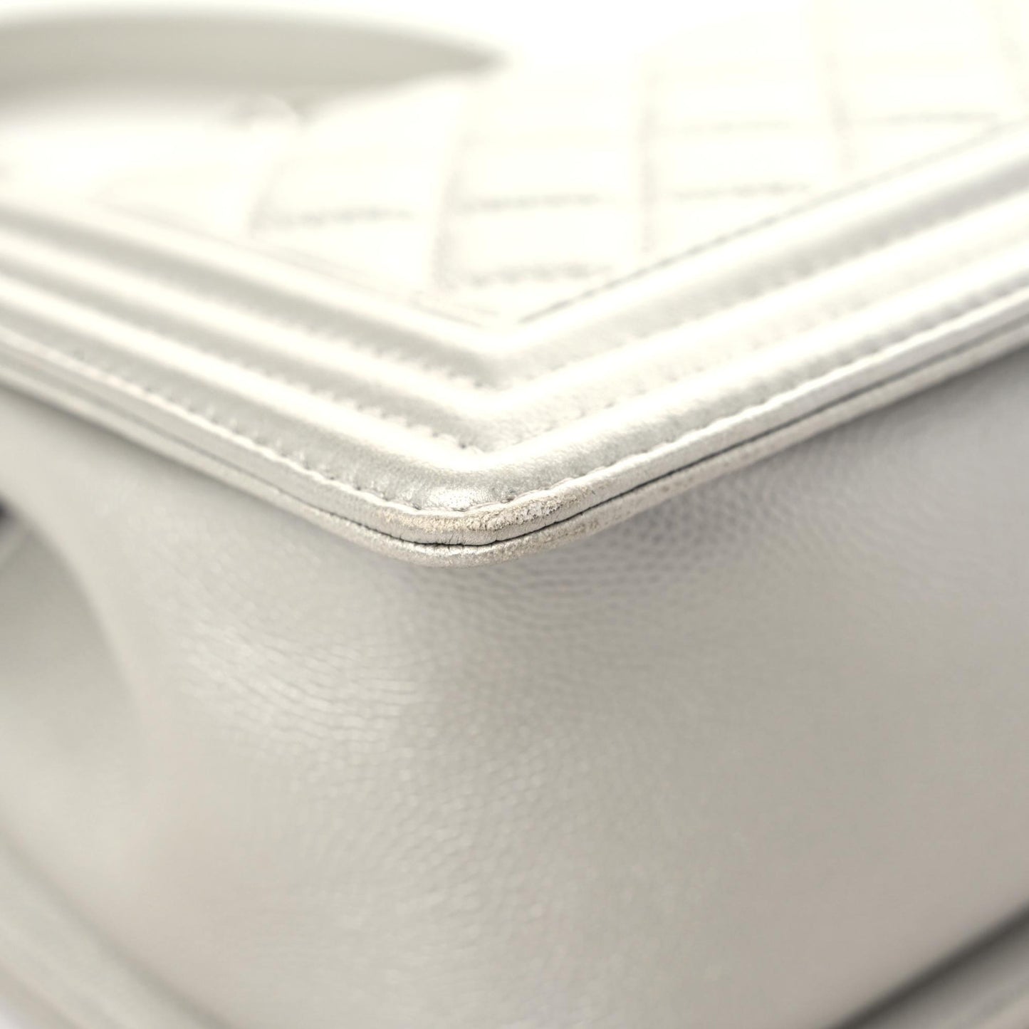 Metallic Caviar Quilted Medium Boy Flap Silver