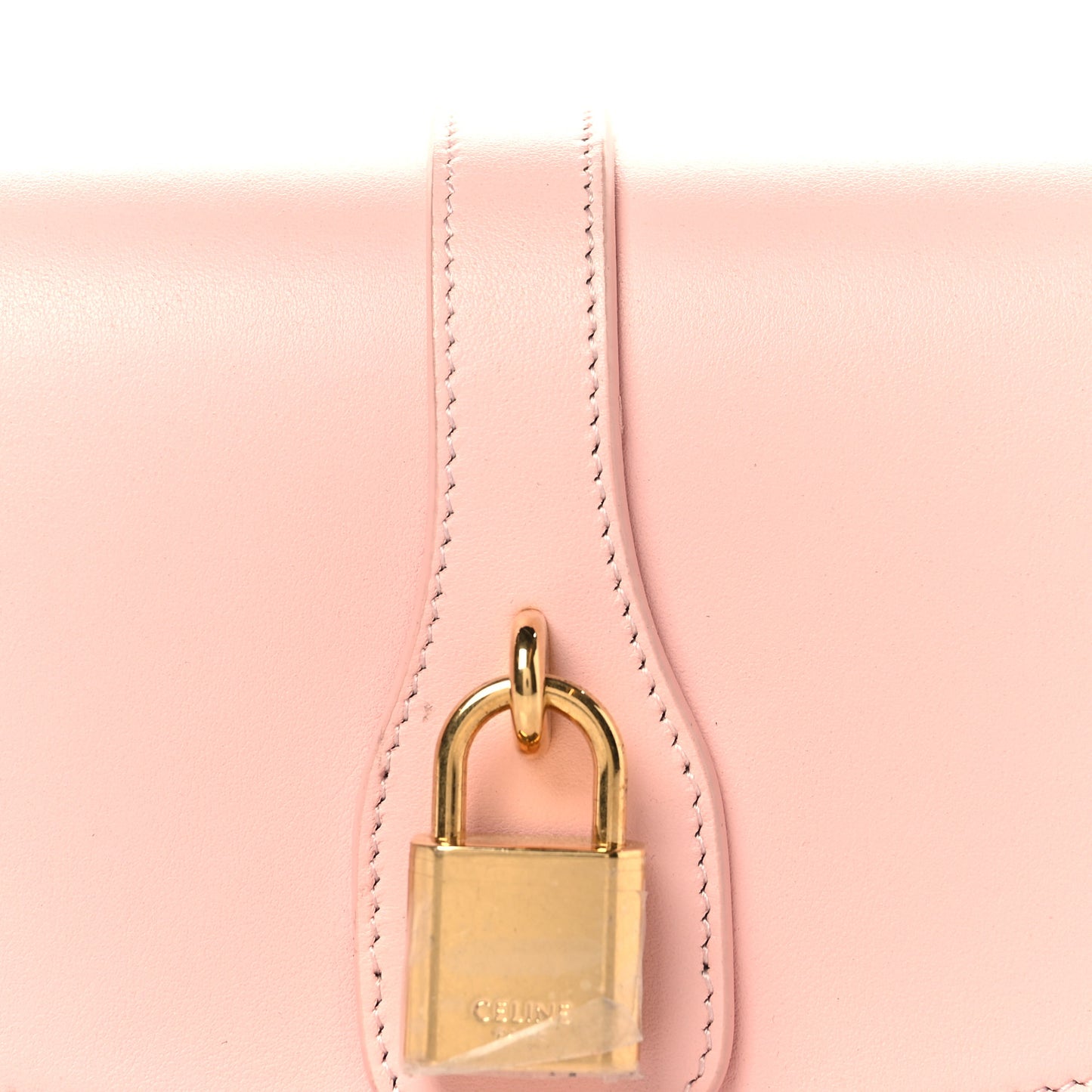 Smooth Calfskin Tabou Clutch On Strap Pink