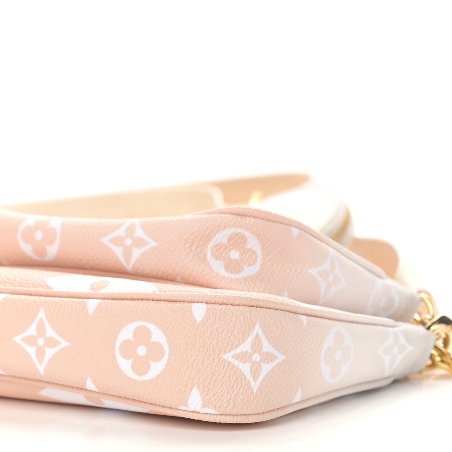Monogram Giant By The Pool Multi Pochette Accessories Brume