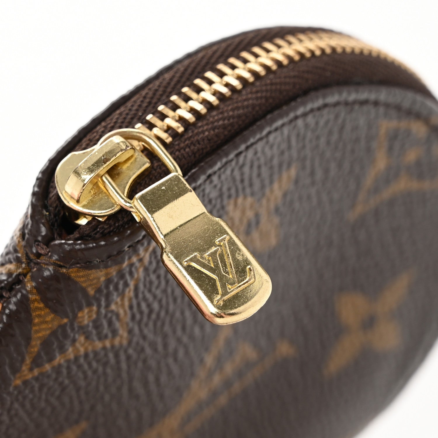 Louis Vuitton Monogram Round Coin Purse 8 of 10