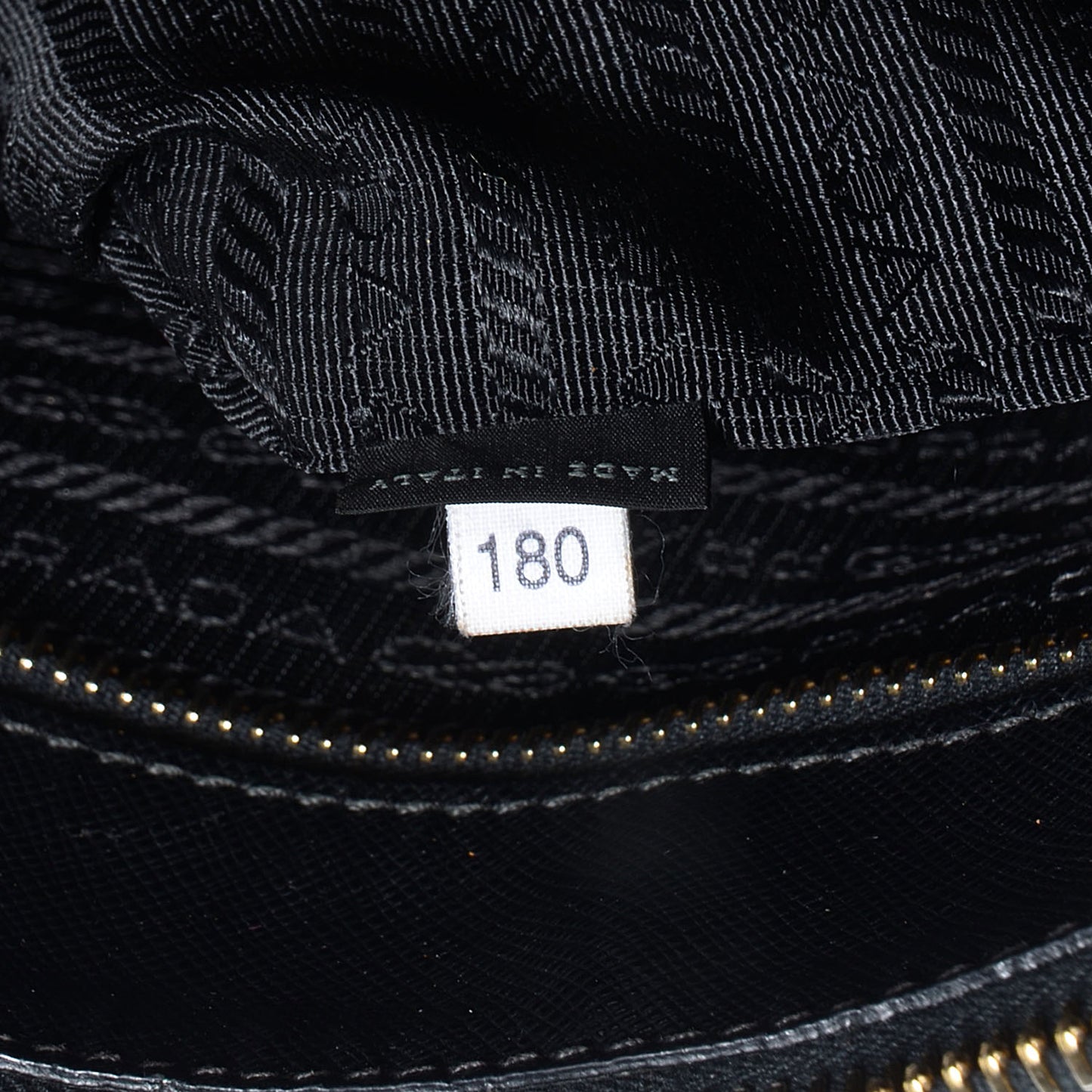 Saffiano Lux Medium Double Zip Tote Nero Black