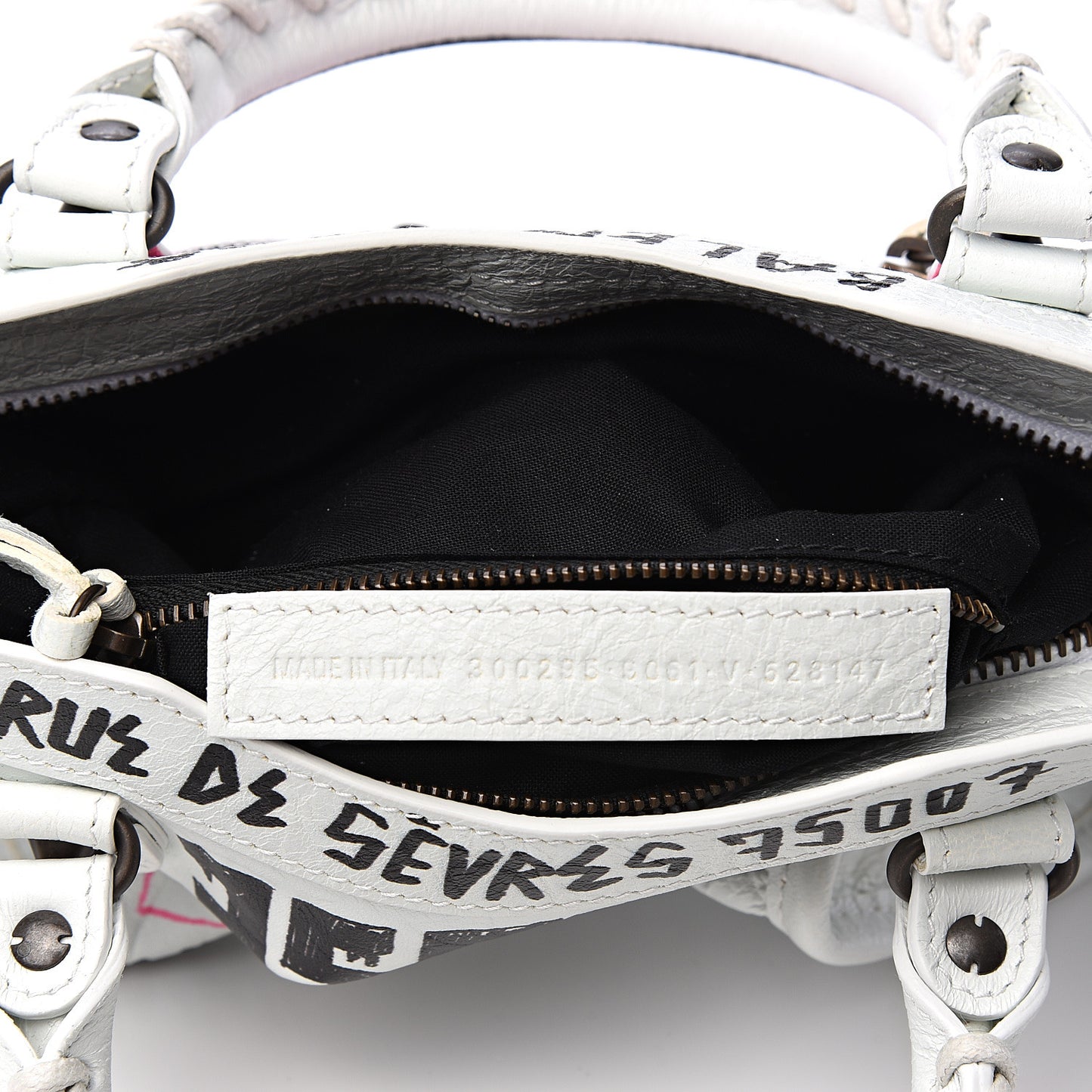 Agneau Graffiti All Over Classic Hardware Mini City White Multicolor