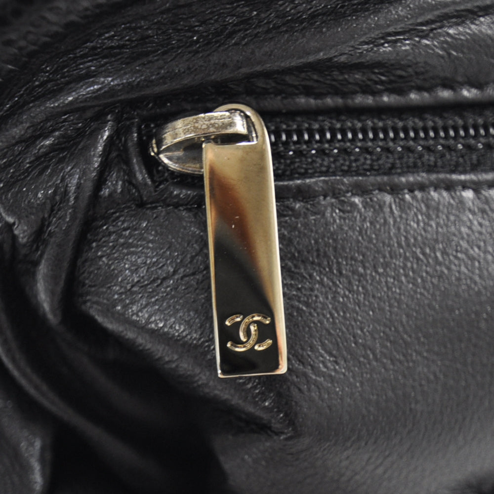 Caviar Quilted Timeless Clutch Black