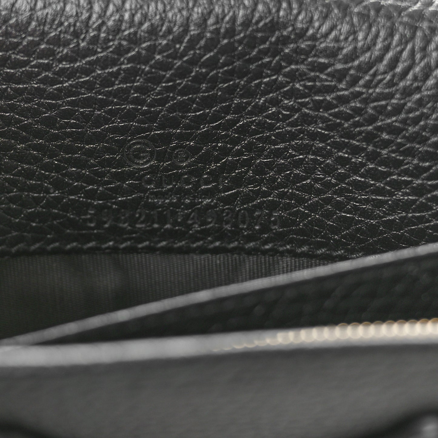 Pebbled Calfskin Soho Wallet On Chain Black