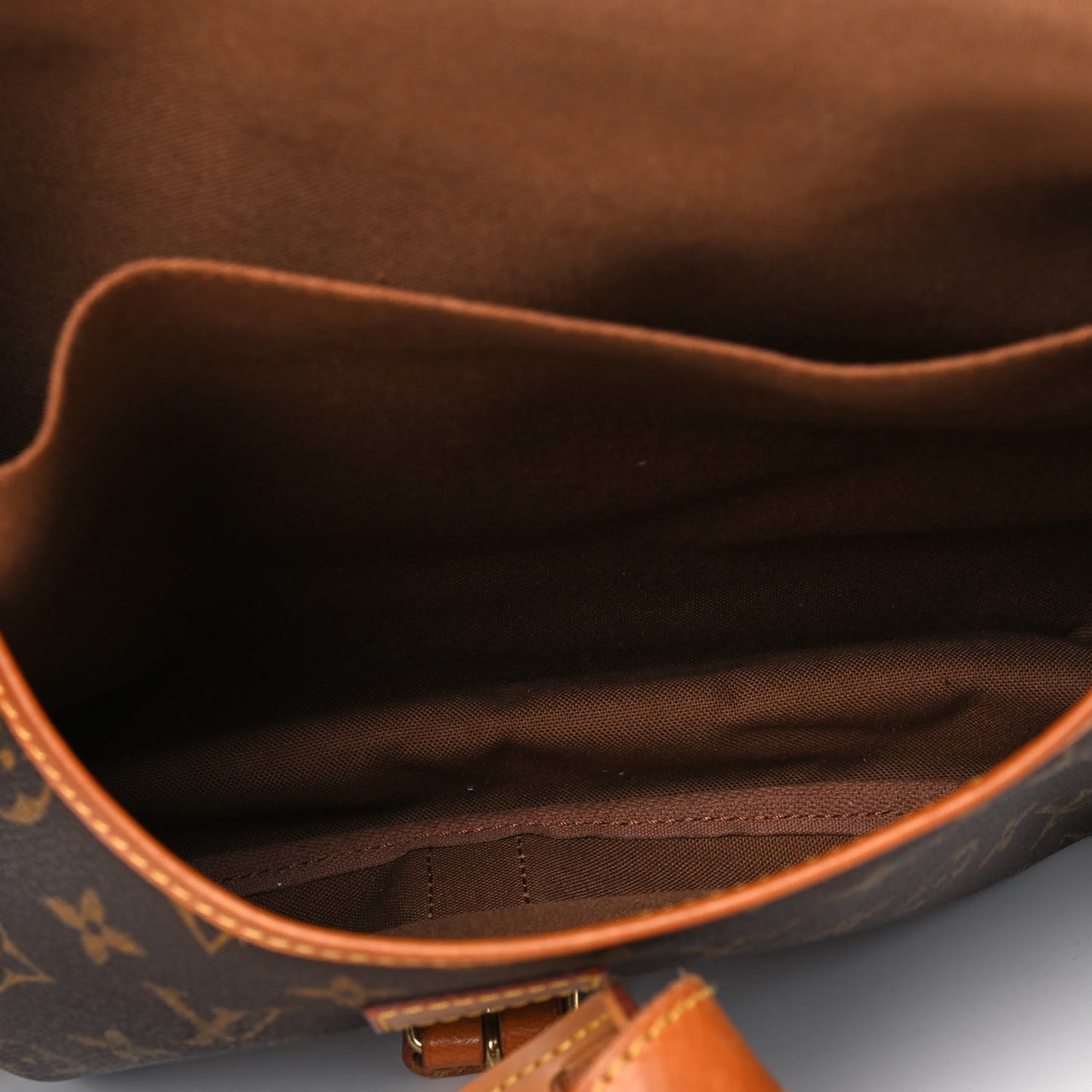 Monogram Saumur 35