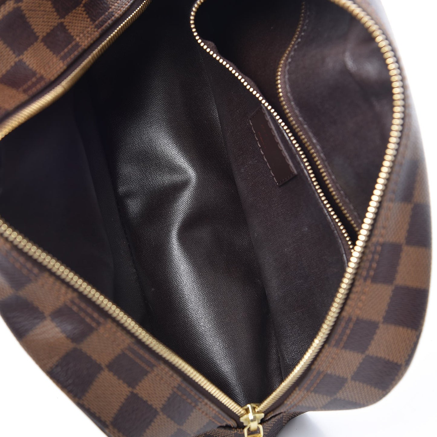 Damier Ebene Toiletry Bag 25