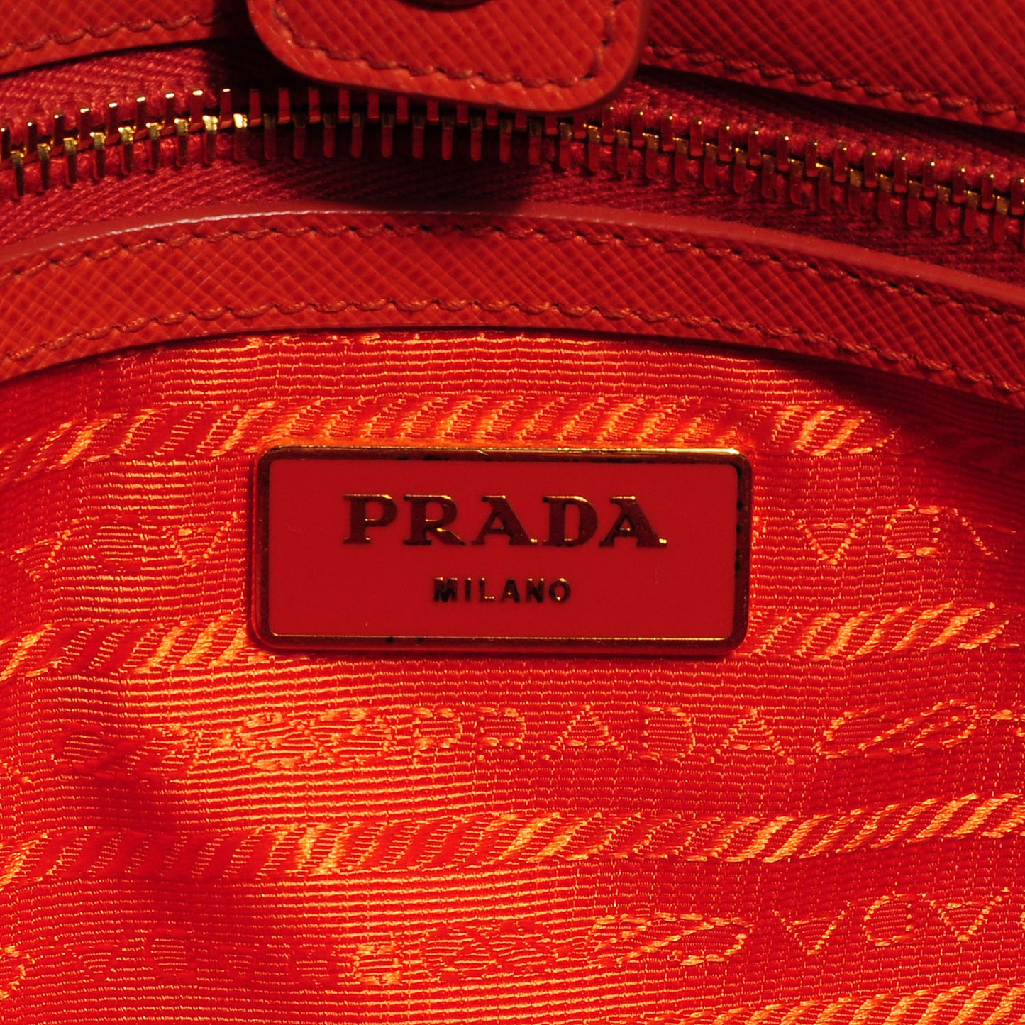Saffiano Lux Medium Tote Papaya