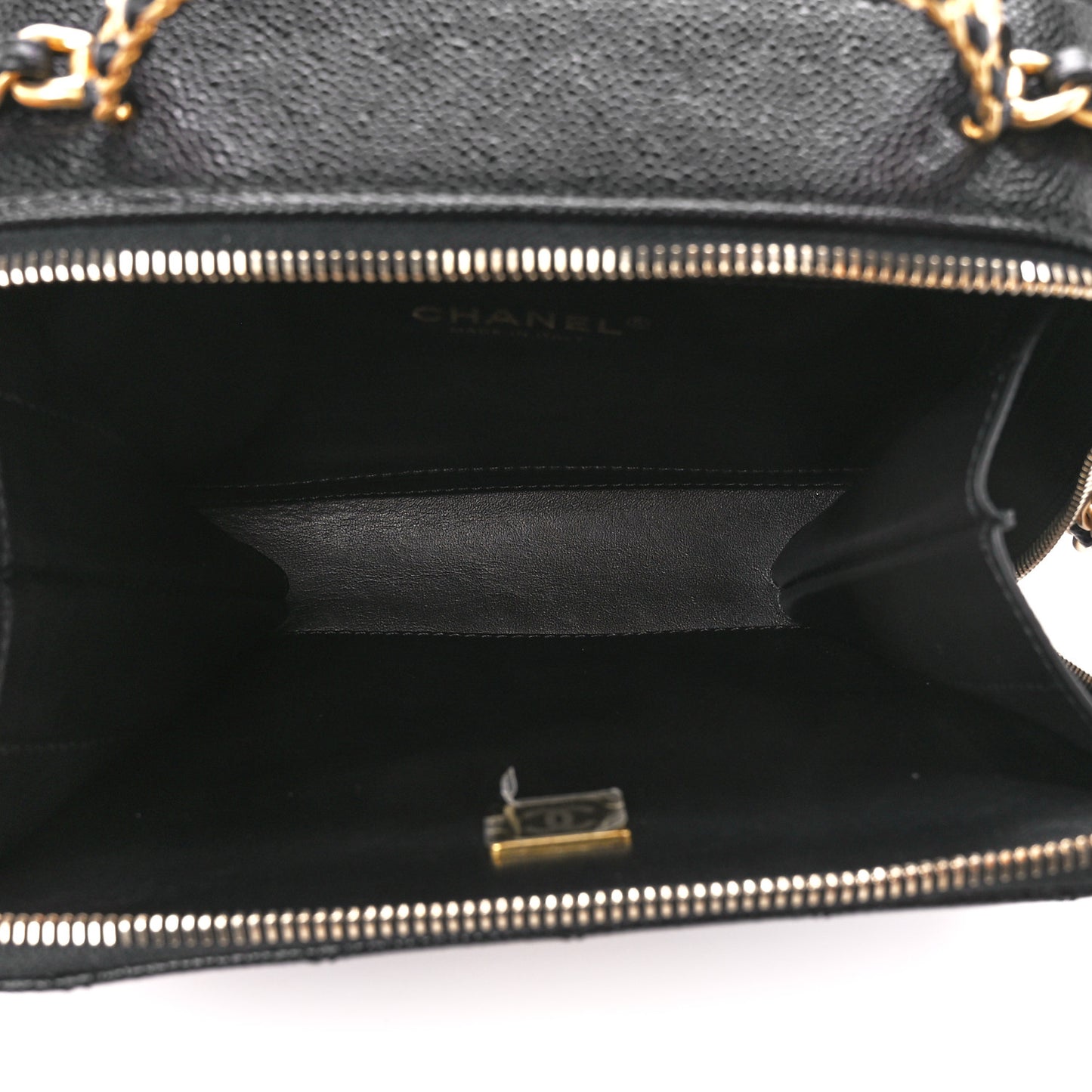 Caviar Quilted Small Pick Me Up Vanity Case Black