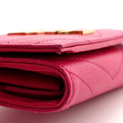 Saint Laurent Grain De Poudre Matelasse Chevron Monogram Compact Wallet Bubblegum 9 of 10
