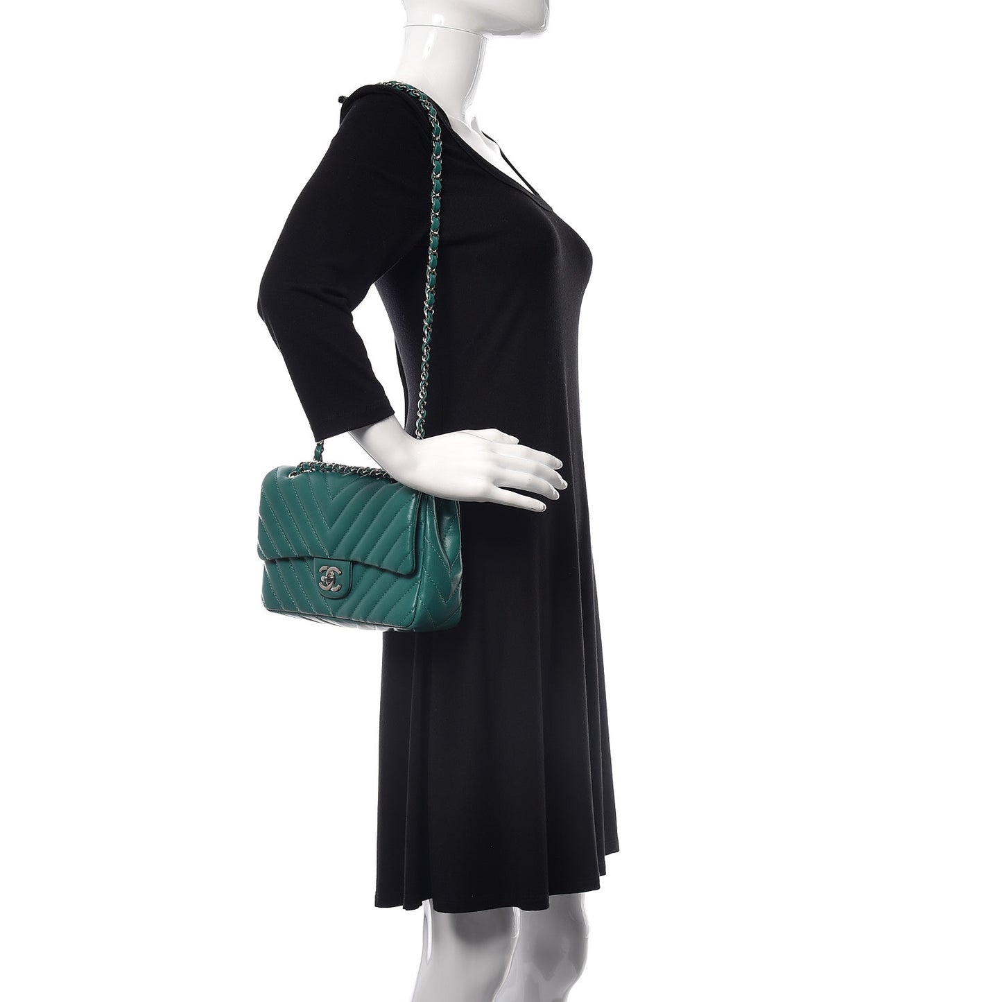 Lambskin Chevron Quilted Medium Single Flap Green