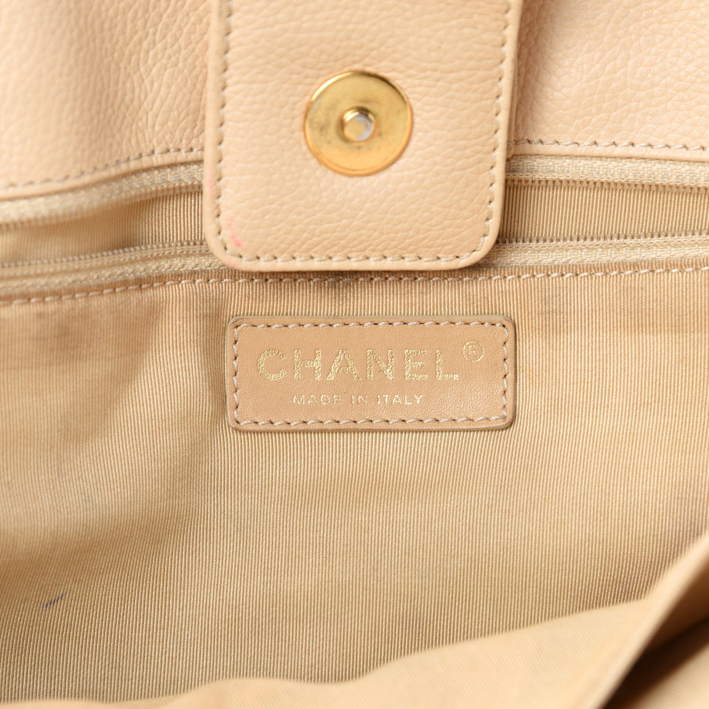 Calfskin Cerf Executive Shopper Tote Beige Clair