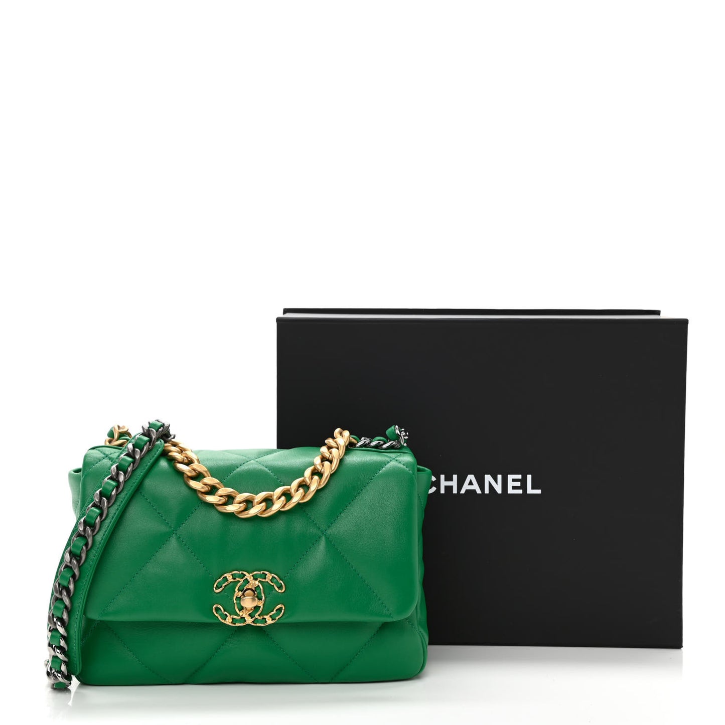 Lambskin Quilted Medium Chanel 19 Flap Green