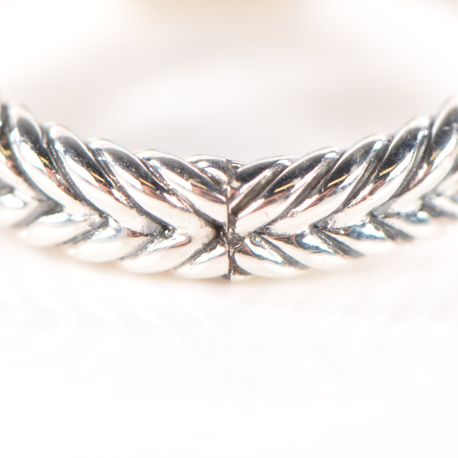 David Yurman Sterling Silver Pave Diamond Blue Topaz 7mm Petite Albion Ring 5.75 6 of 6