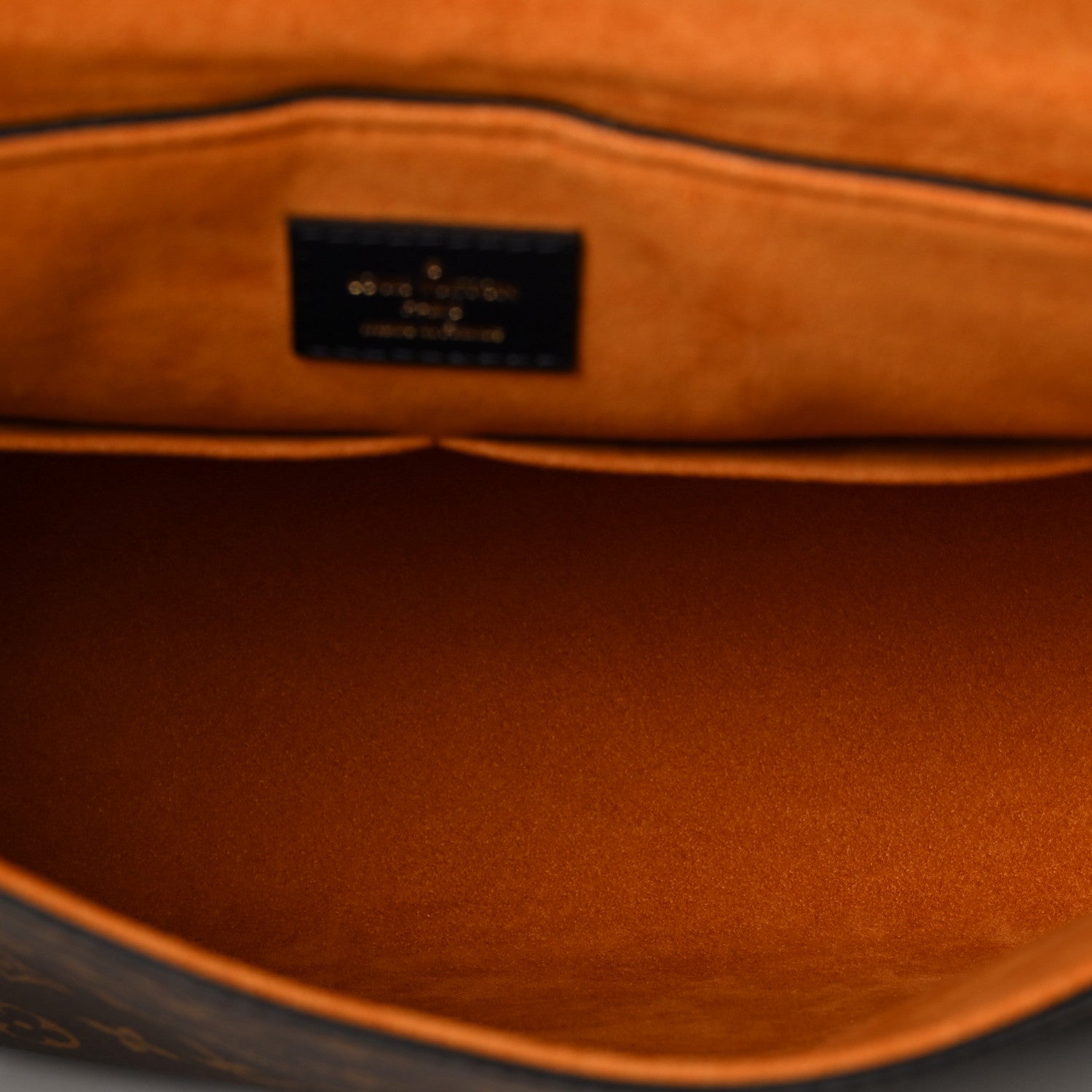 Louis Vuitton Monogram Beaubourg MM Safran Imperial 5 of 8
