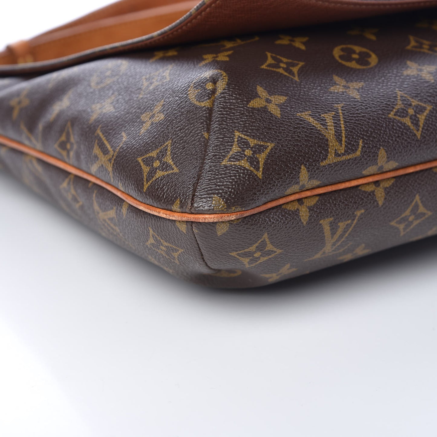 Monogram Musette GM