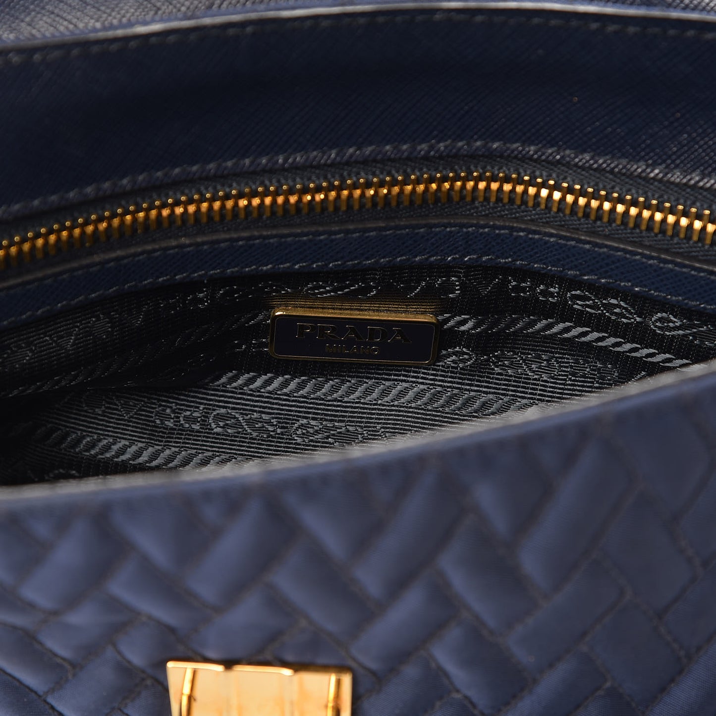 Nylon Tessuto Impuntu Quilted Flap Baltico