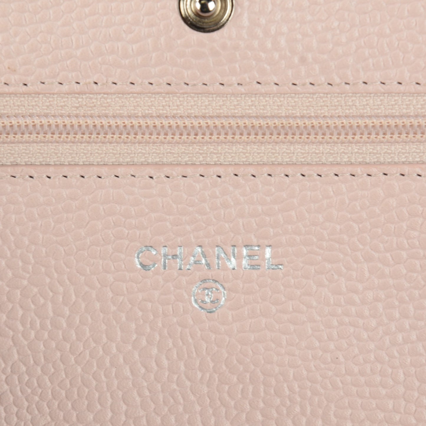 Caviar Quilted Wallet On Chain WOC Light Pink