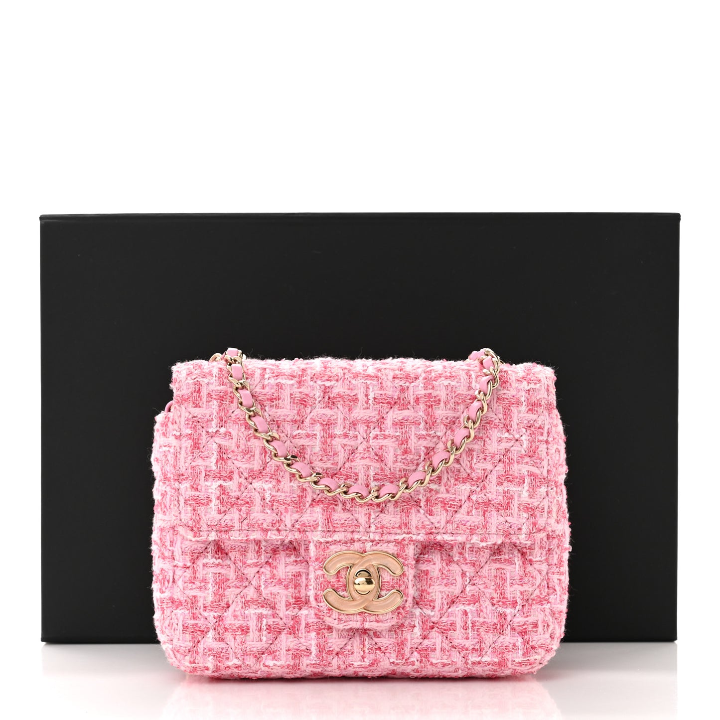 Tweed Resin Quilted Mini Heart Square Flap Pink White